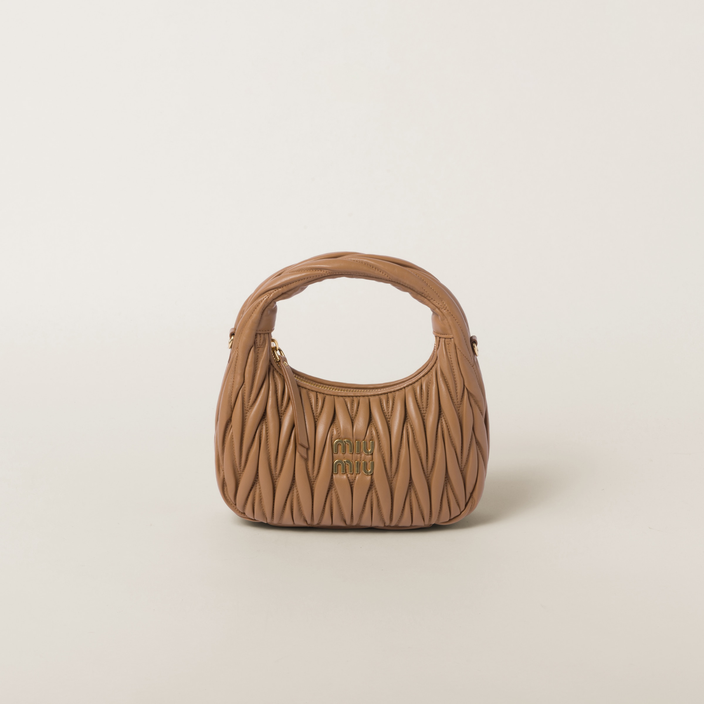 [MM] WANDER MATELASSÉ NAPPA LEATHER HOBO BAG, LAMBSKIN – CARAMEL