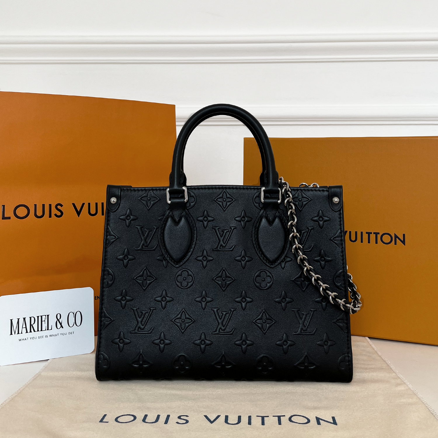 [LV] ONTHEGO PM, CALF LEATHER – BLACK MONOGRAM EMPREINTE