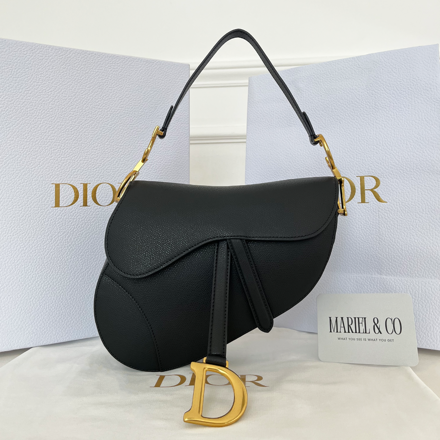 [CD] SADDLE BAG WITH STRAP, GRAINED CALFSKIN – BLACK